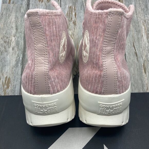 Converse Chuck Taylor All Star Lugged 2.0 Velour Hightop Sneaker Shoes Size 11.5 - Picture 4 of 12